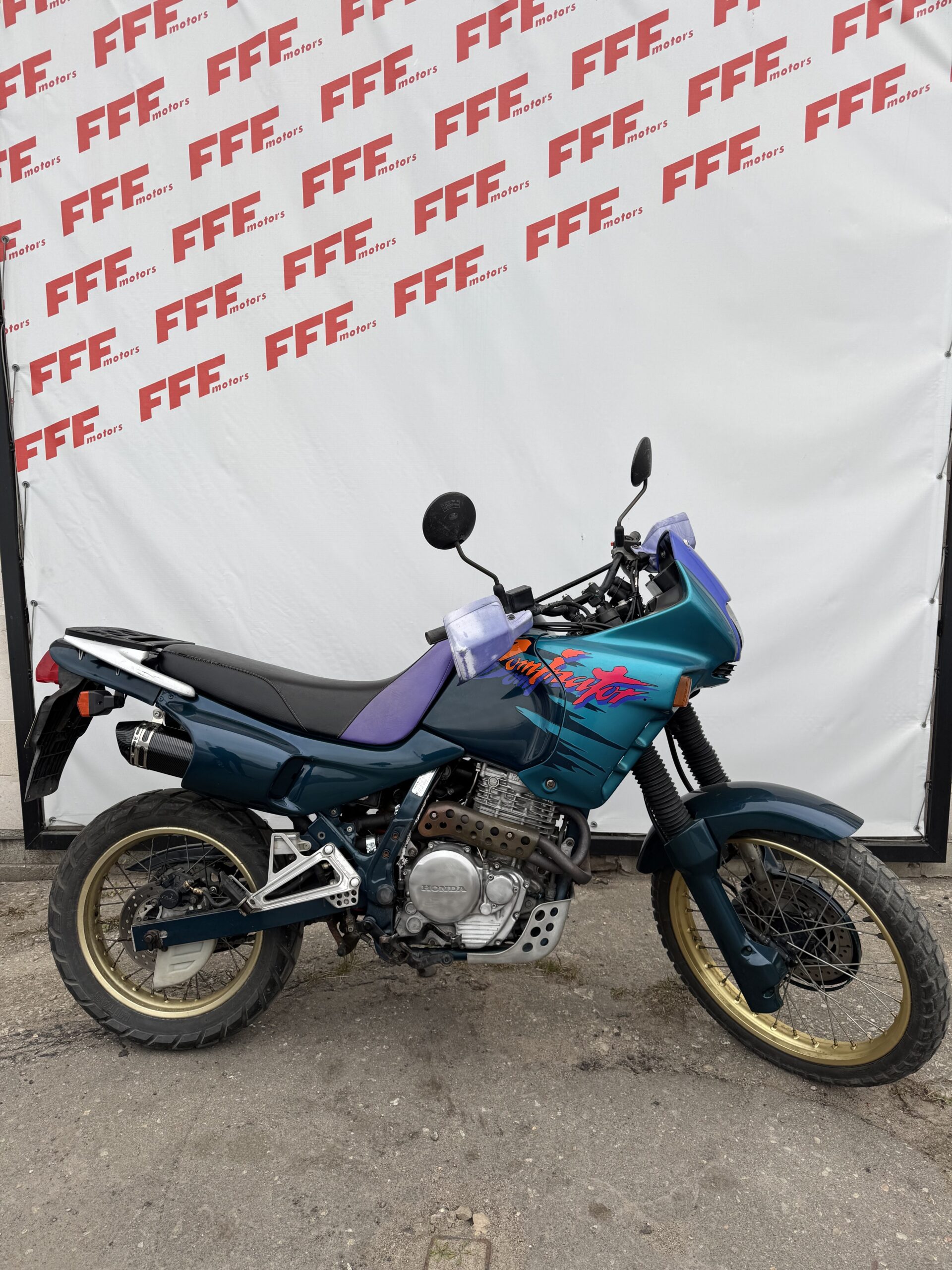 HONDA NX650 DOMINATOR