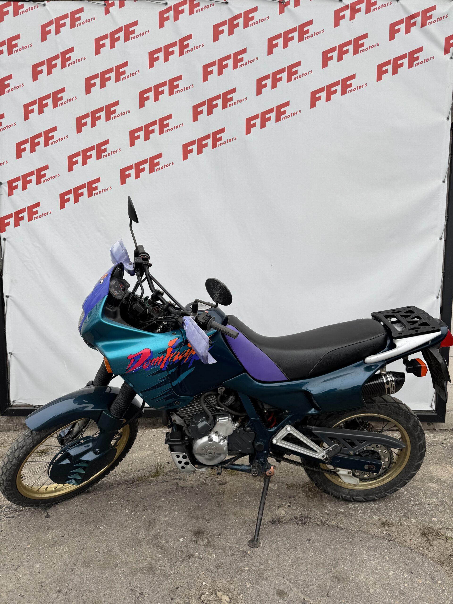 Second image of HONDA NX650 DOMINATOR