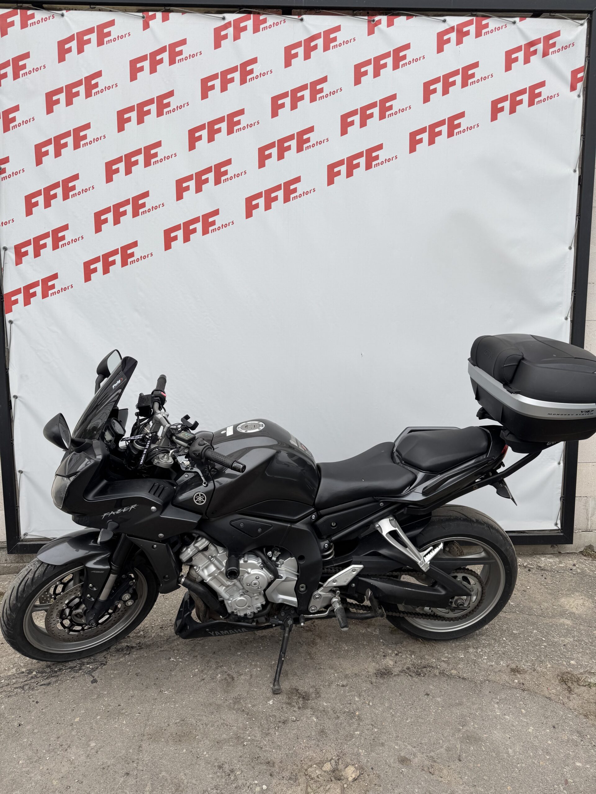Second image of YAMAHA FZ1SA