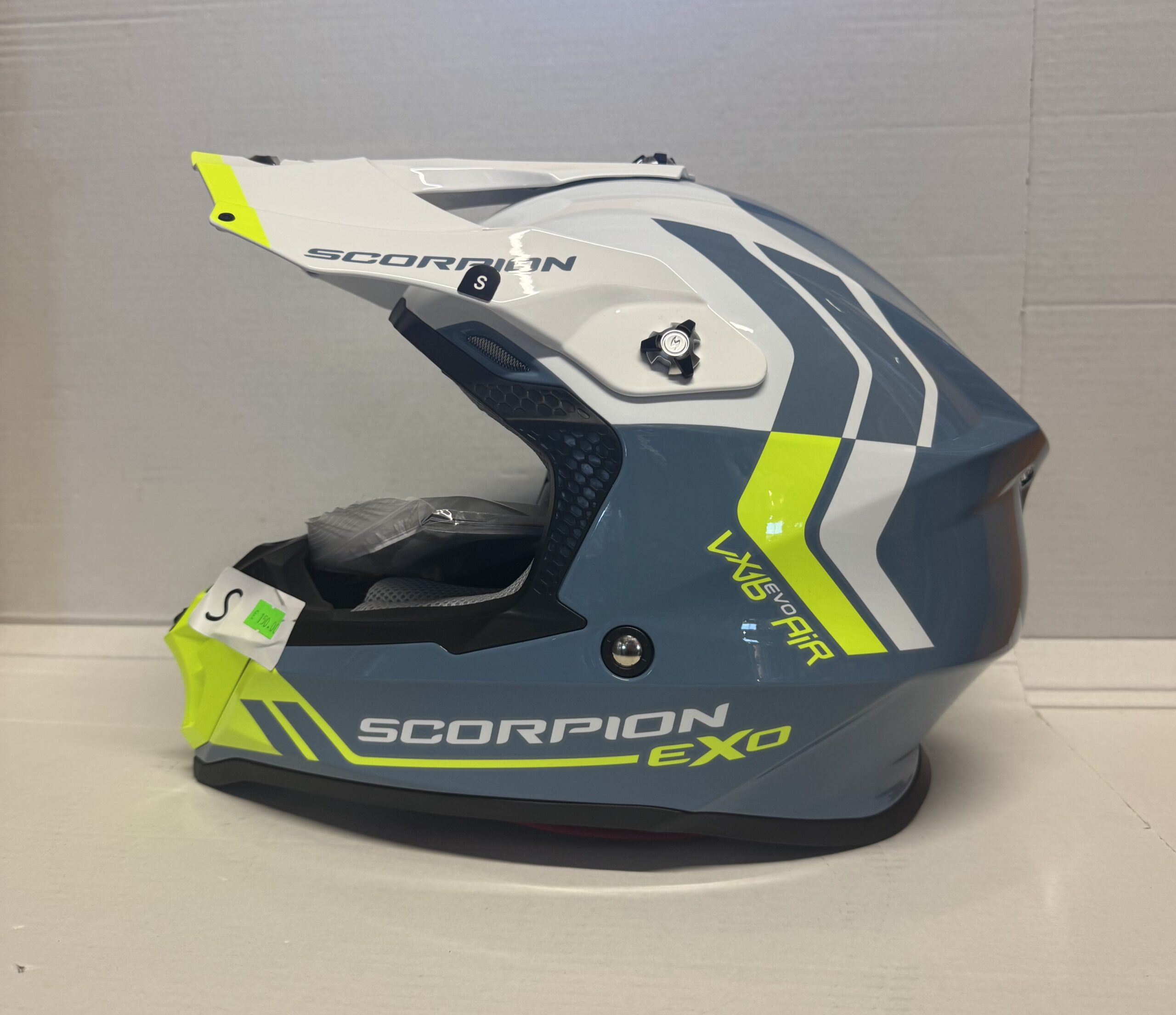 SCORPION EXO BĒRNU ĶIVERE