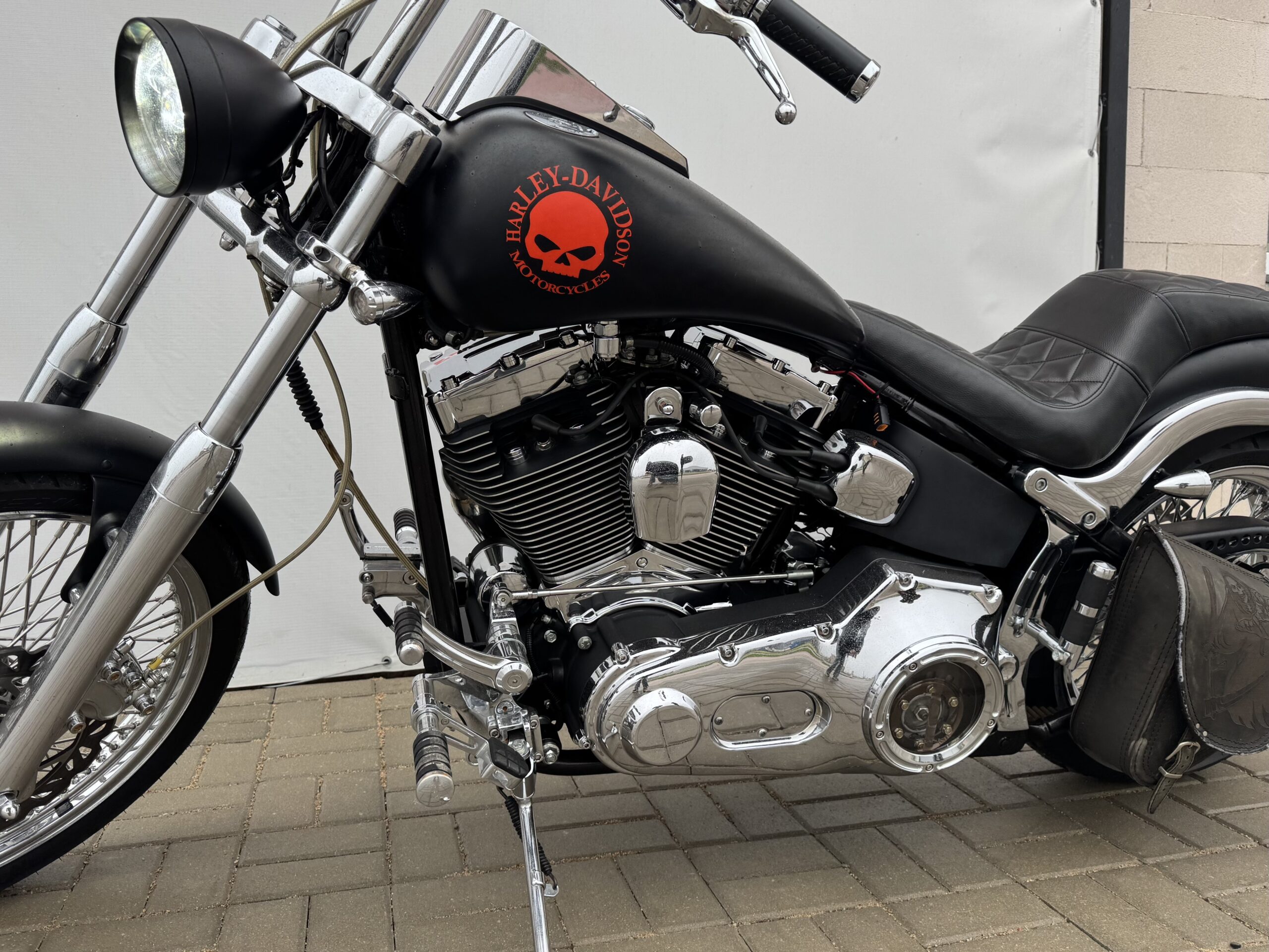 Second image of HARLEY-DAVIDSON FXSTD