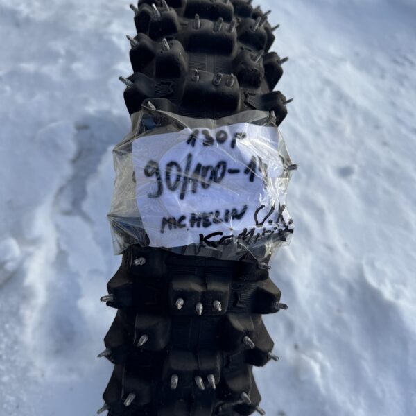 LIETOTA AIZMUGURES RADŽU RIEPA